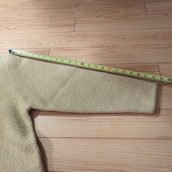 Conviction Sport Wool Sweater - Picture 2 of 8